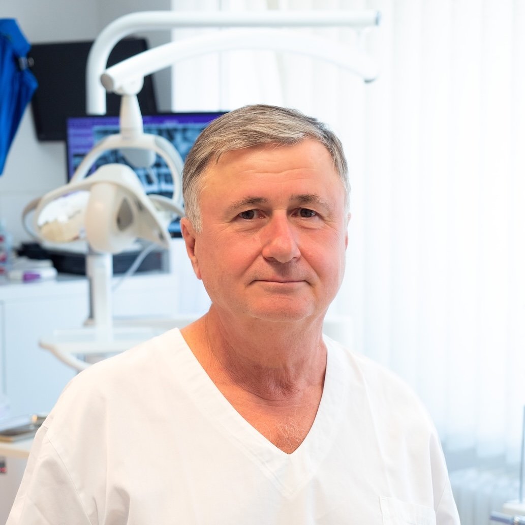 jan-kucera - stomatolog, implantolog, protetik - STONEK